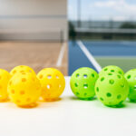 Pickleball Bälle: Indoor vs Outdoor – Vollständiger Vergleich 2024